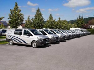 Personalizzazione Automezzi, adesivi personalizzati furgoni, furgoni personalizzati, Grafica su Automezzi, Personalizzazione mezzi aziendali