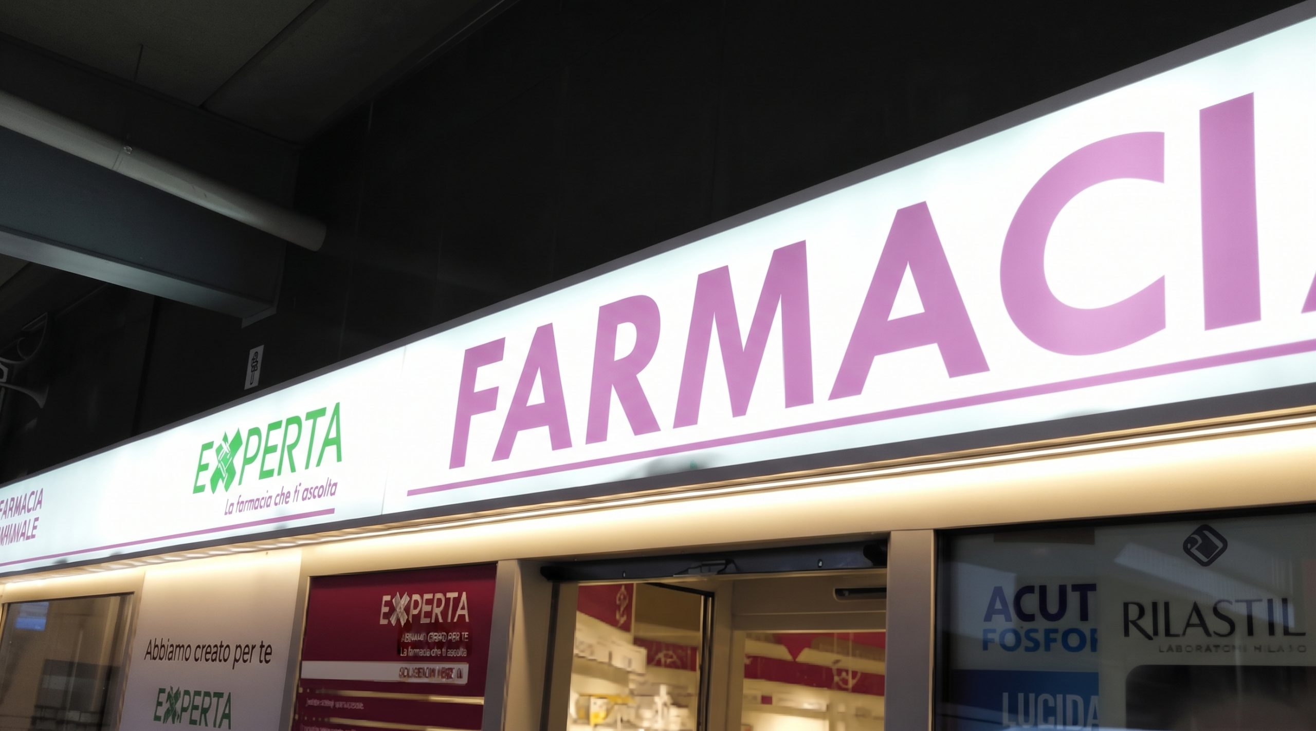 Personalizzazione insegne luminose a Torino